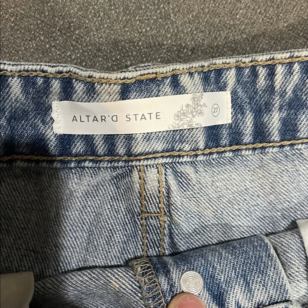 Altar'd State Frayed Jean Shorts 4 Buttonfly distressed